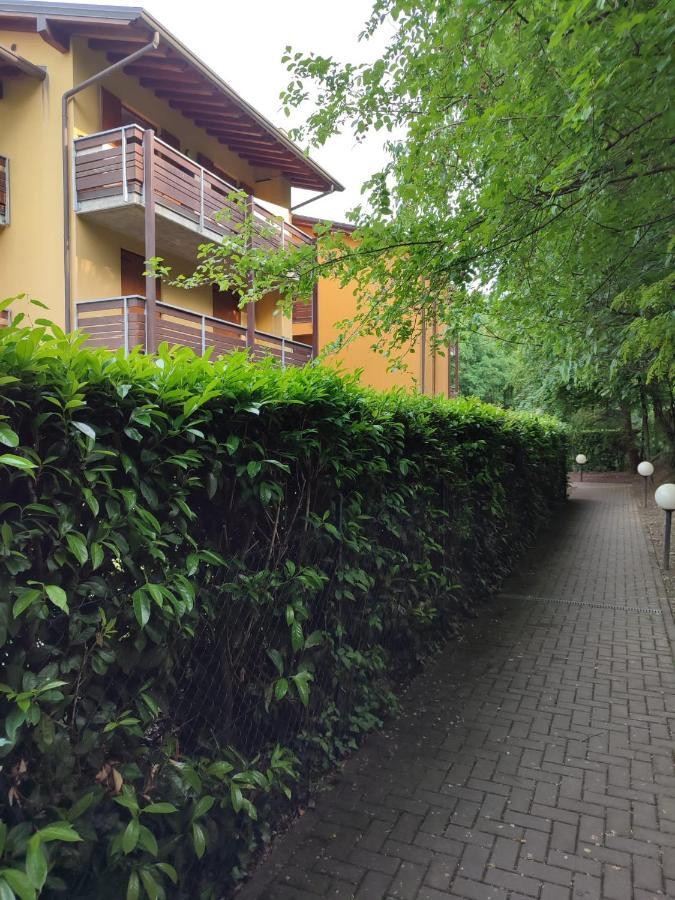 Holiday-Home-Desenzano Desenzano del Garda Esterno foto